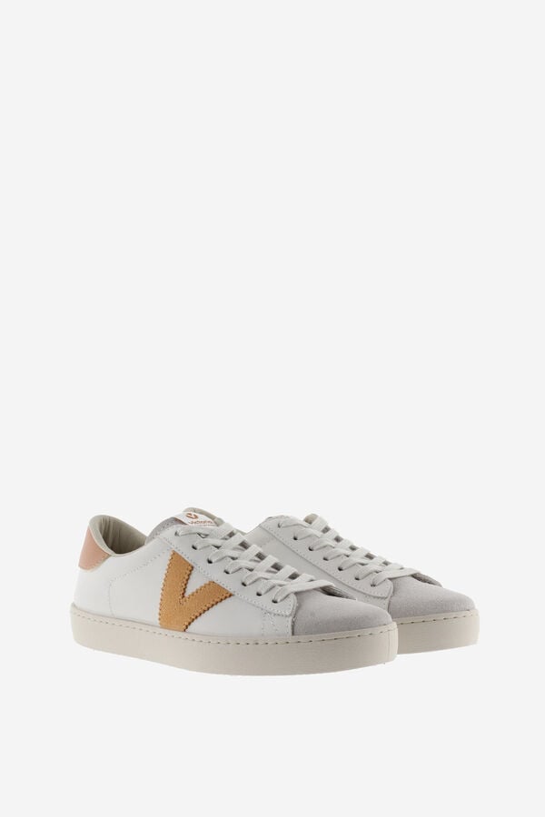 Victoria T&ecirc;nis Victoria Berlin de pele com pe&ccedil;as contrastantes e biqueira de croute vermelho