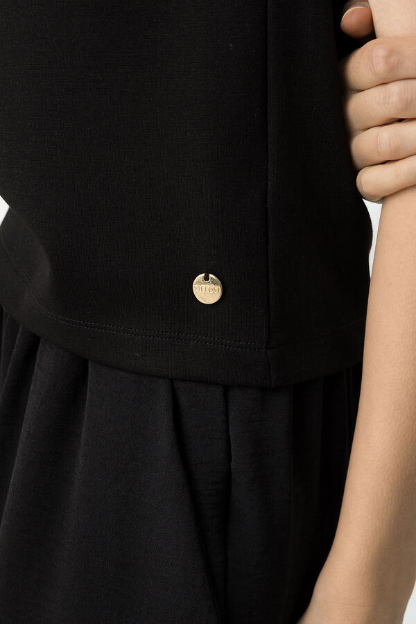 Tiffosi Top básico curto preto