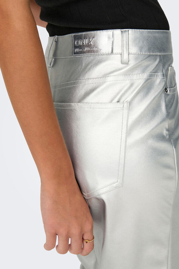 Only Pantal&oacute;n met&aacute;lico polipiel gris
