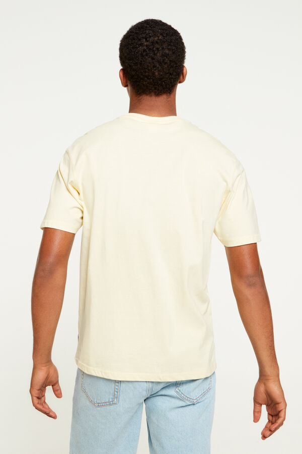 Springfield T-shirt básica com bolso de remendo cor