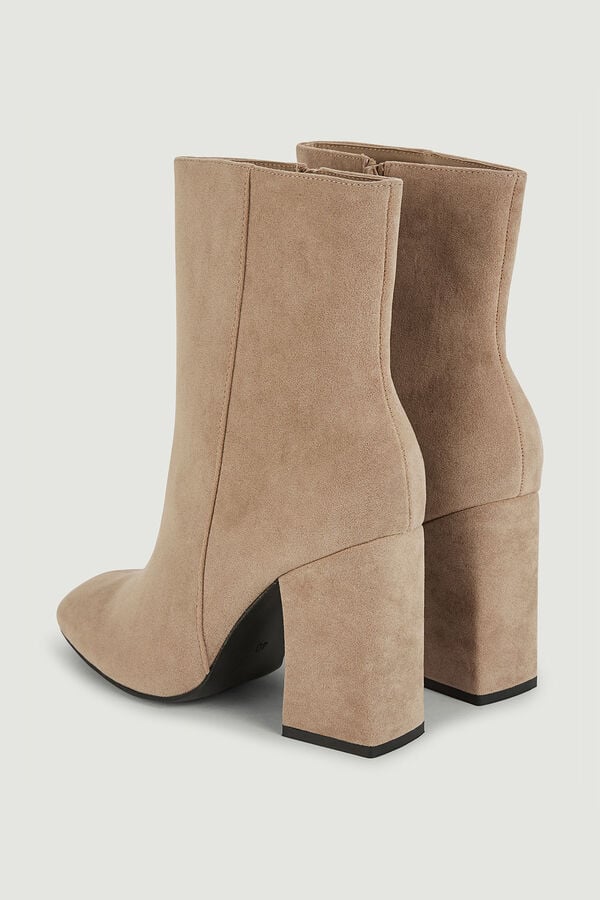 Pimkie Botines de antelina con tac&oacute;n nude