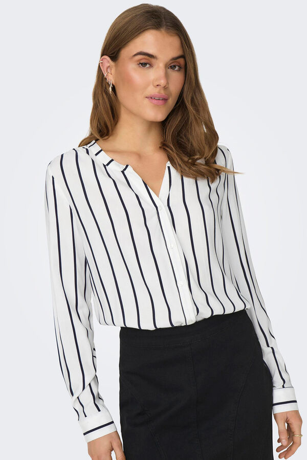 Only Camisa manga larga marfil