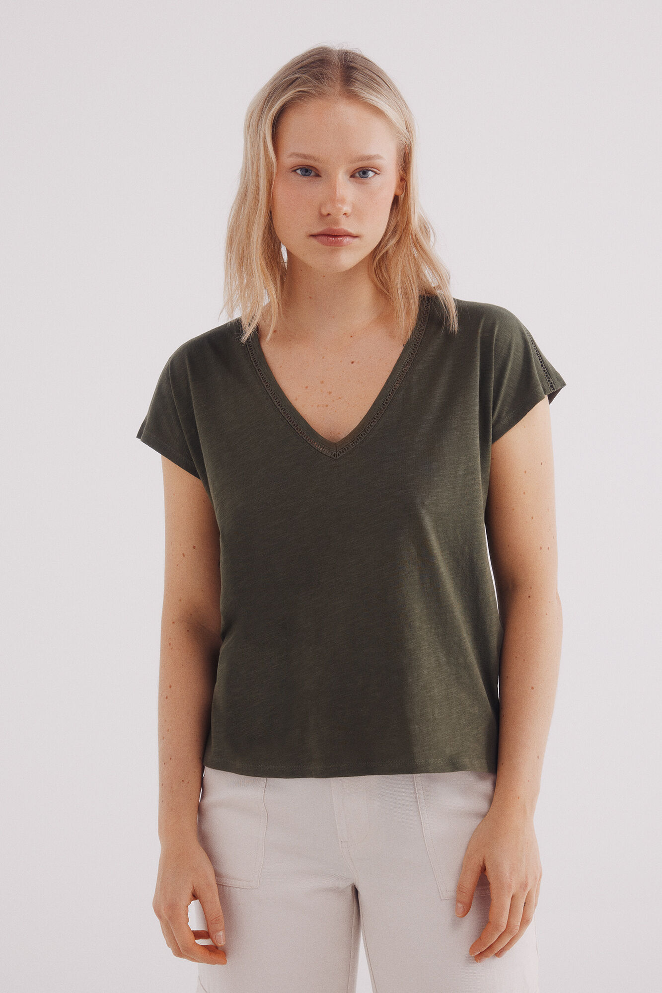 Springfield Camiseta escote pico crochet algod&oacute;n