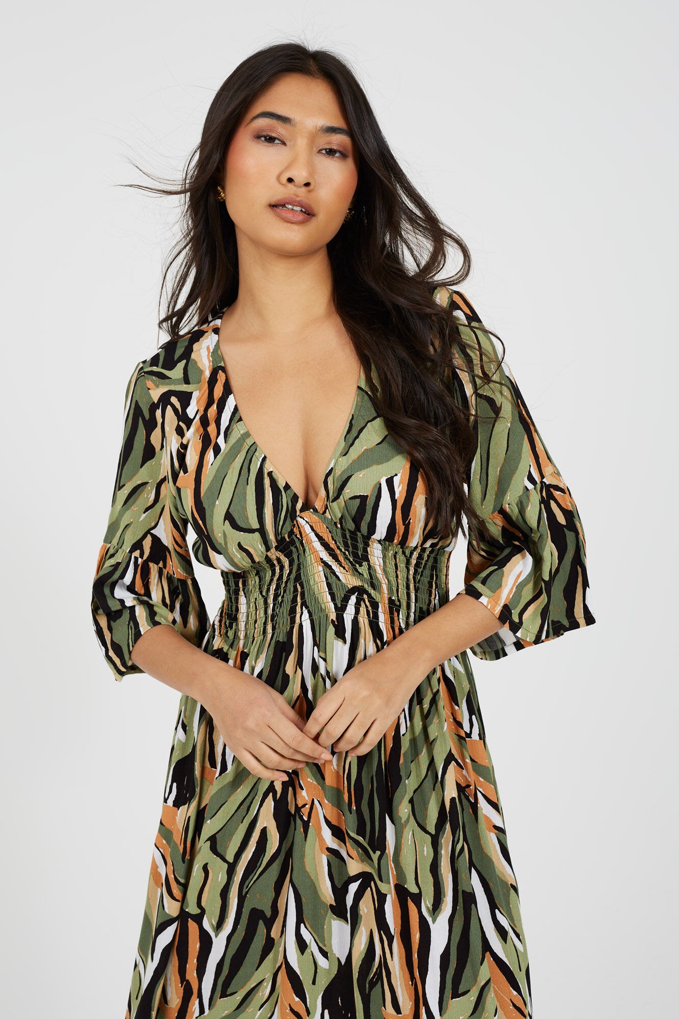 Brave Soul Vestido estampado de manga francesa