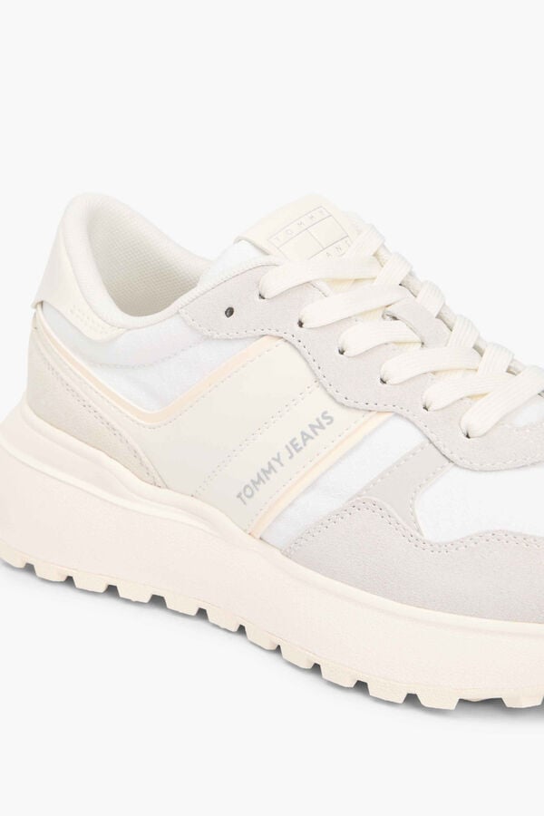 Tommy Jeans T&ecirc;nis Tommy Jeans branco com logo lateral branco