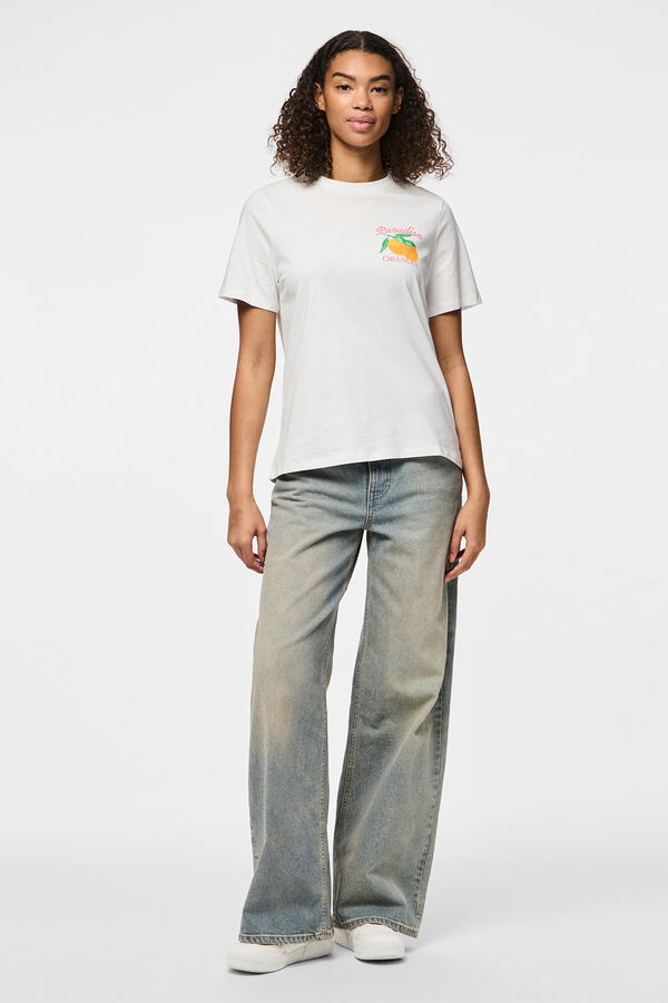 Pieces Camiseta b&aacute;sica con print blanco