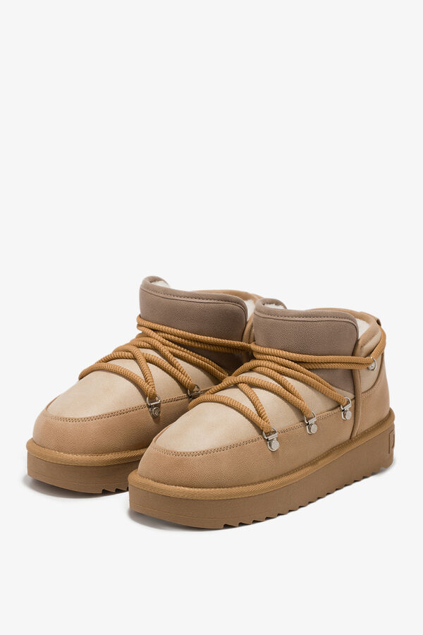 D. Franklin Botines Nordic bajos beige