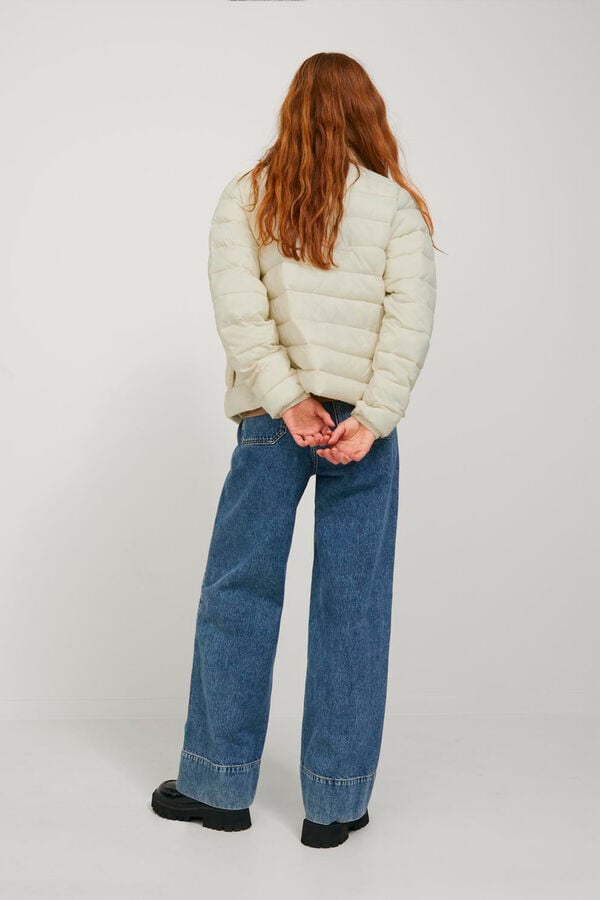 Jack & Jones Blus&atilde;o de plumas curto acolchoado bege