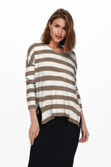 Only Jersey de manga larga y cuello pico marr&oacute;n