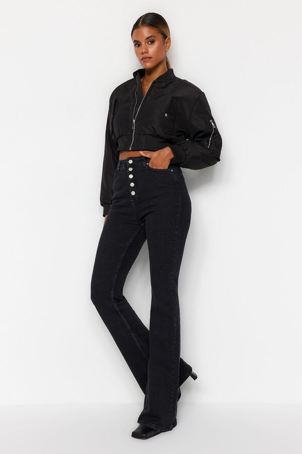 Trendyol Jeans flare negro