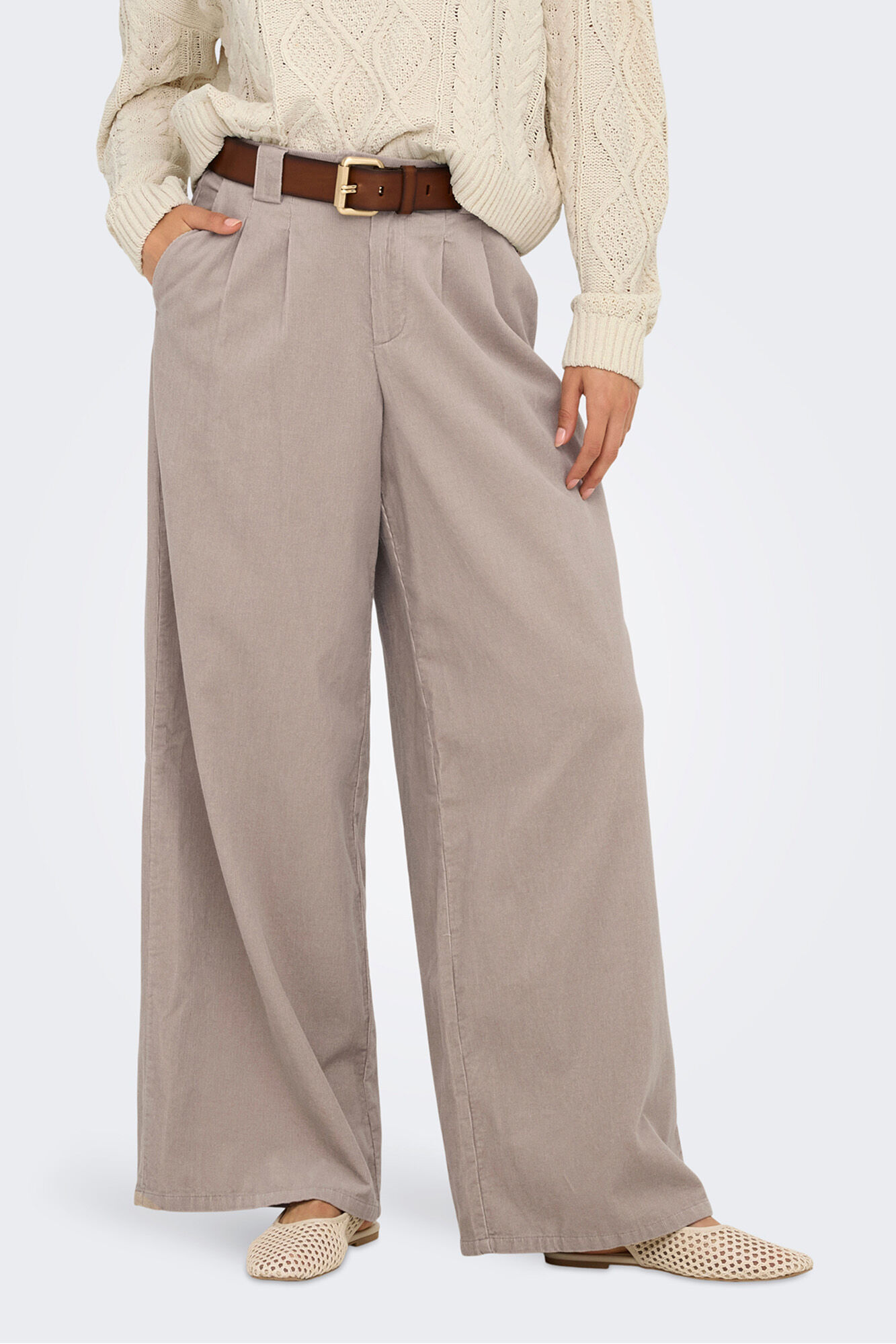 Only Pantal&oacute;n wide leg de pinzas