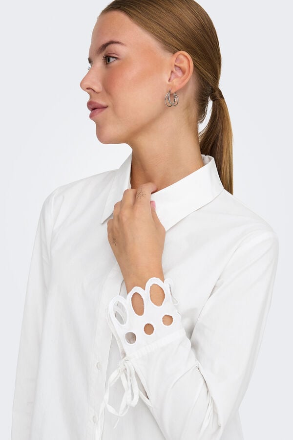 JDY Camisa de manga larga con cierre de botones frontales blanco