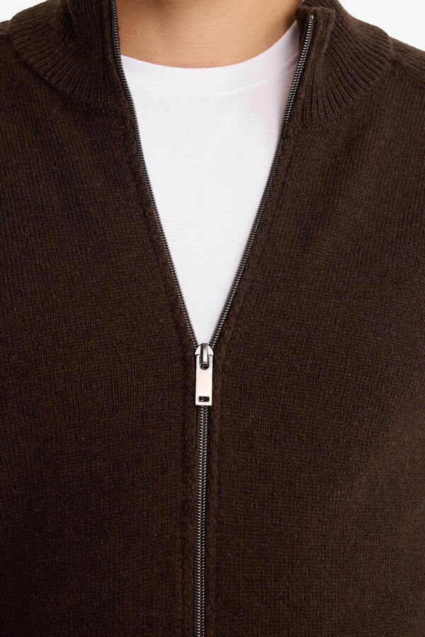 DeFacto C&aacute;rdigan de cuello alto tostado