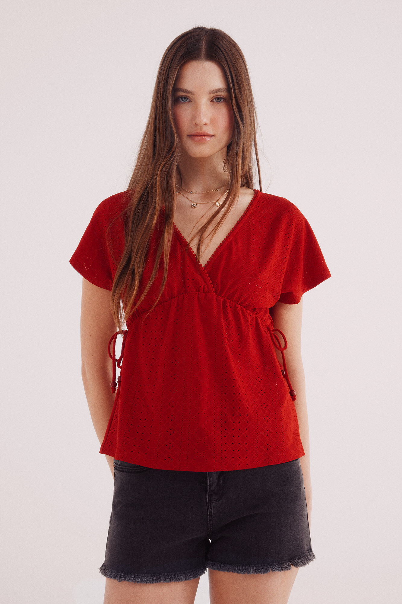 Springfield Top bordado su&iacute;&ccedil;o com amarra&ccedil;&atilde;o na cintura