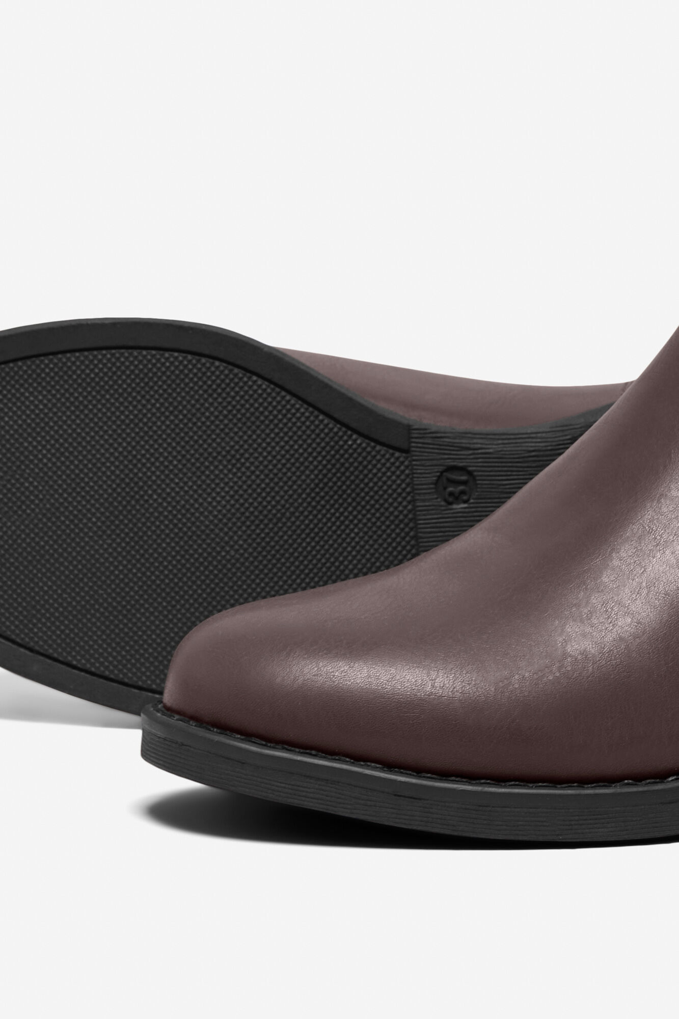 Only Bota Chelsea botim