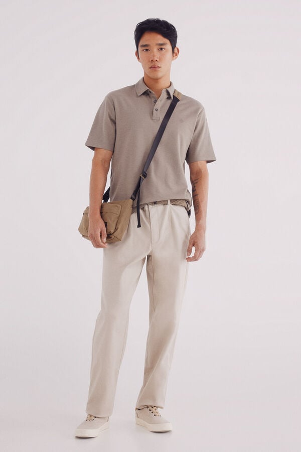 Springfield vestido slim fit com look polo piqu&eacute; cru