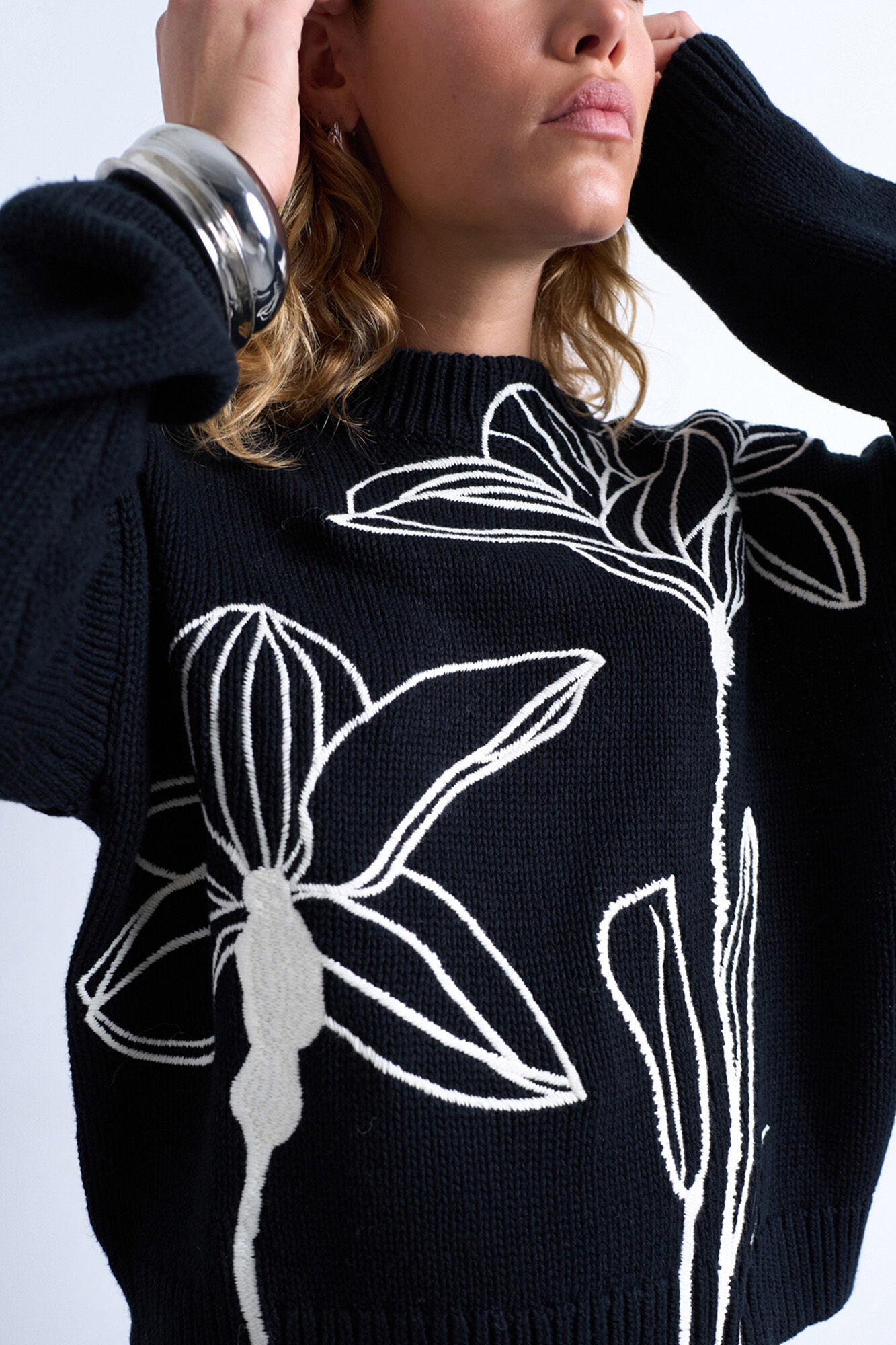 Topshop Jersey de manga larga con bordado
