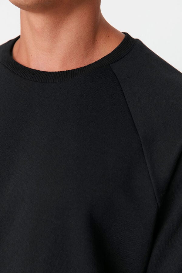 Trendyol Sweatshirt normal sem capuz  preto