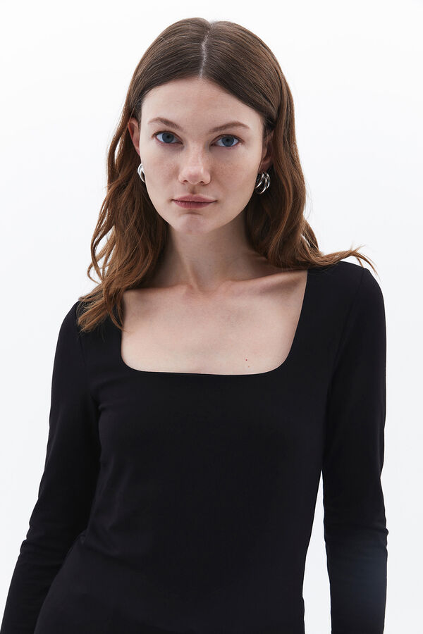 Oxxo T-shirt decote quadrado preto