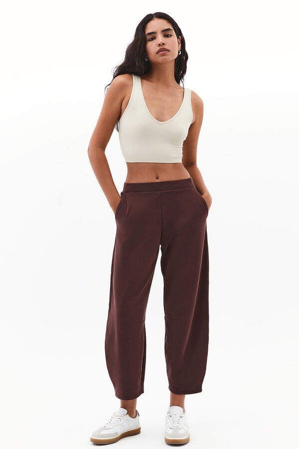 Oxxo Pantal&oacute;n recto marr&oacute;n