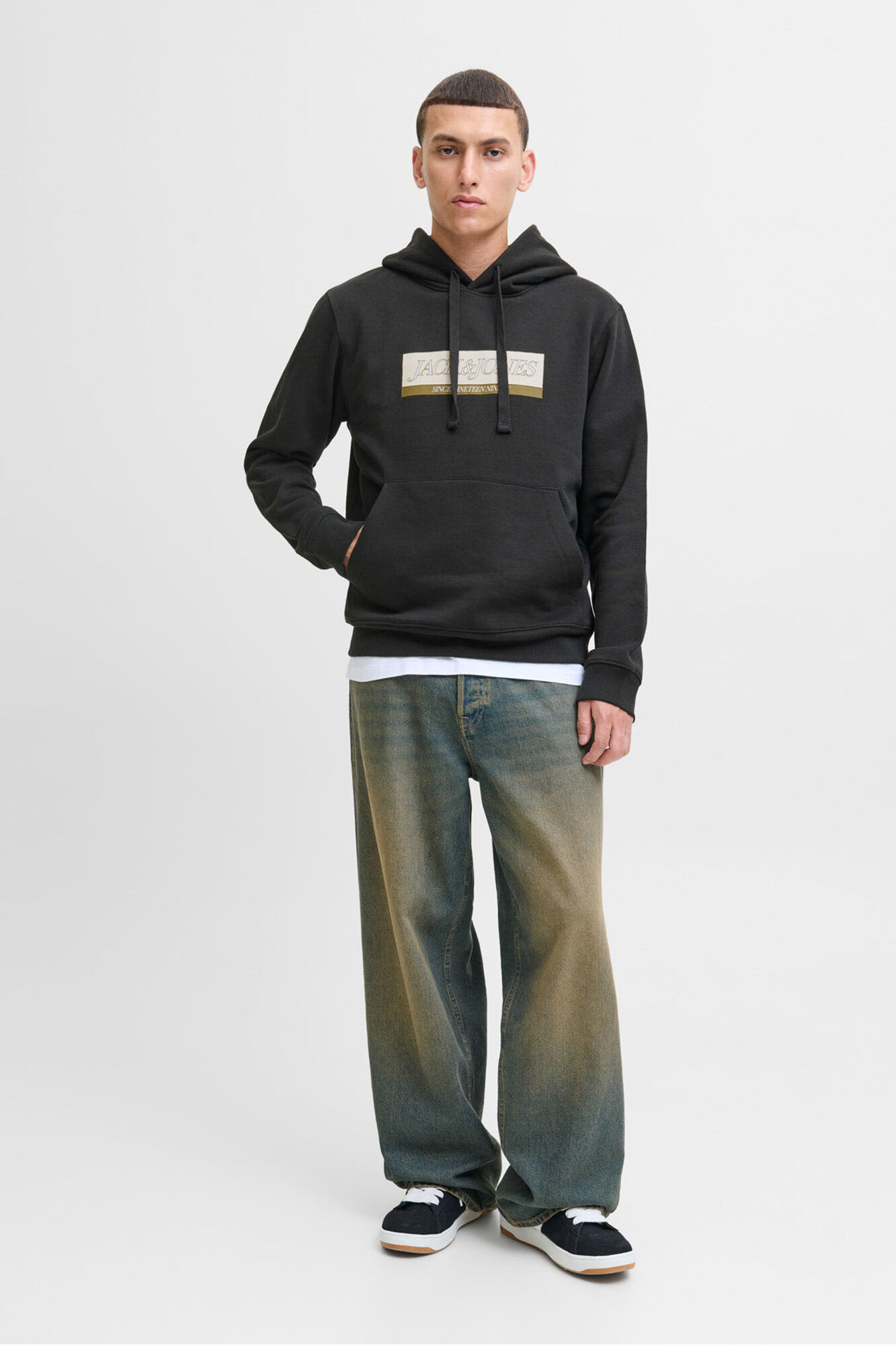 Jack & Jones Sudadera con capucha y logo frontal
