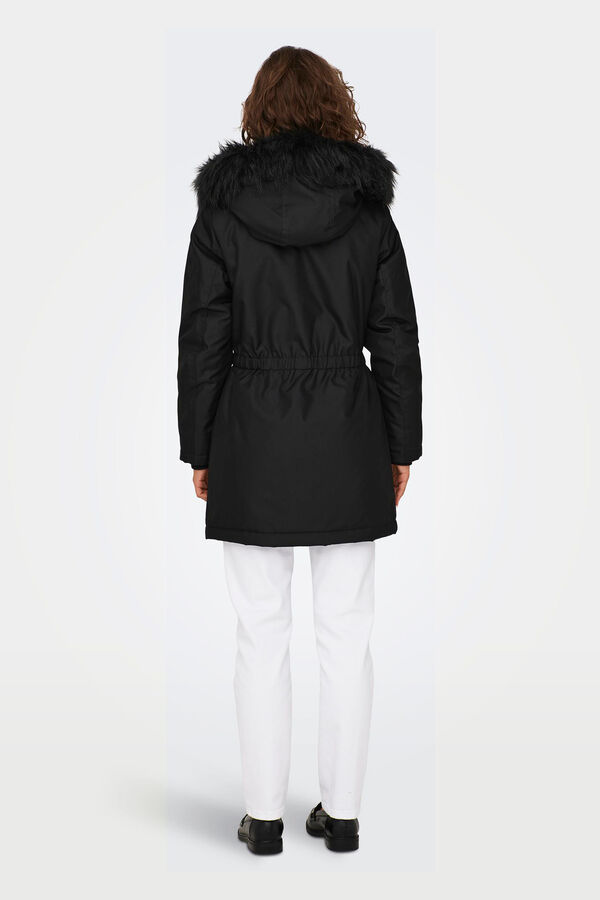 Only Parka con capucha con pelo negro