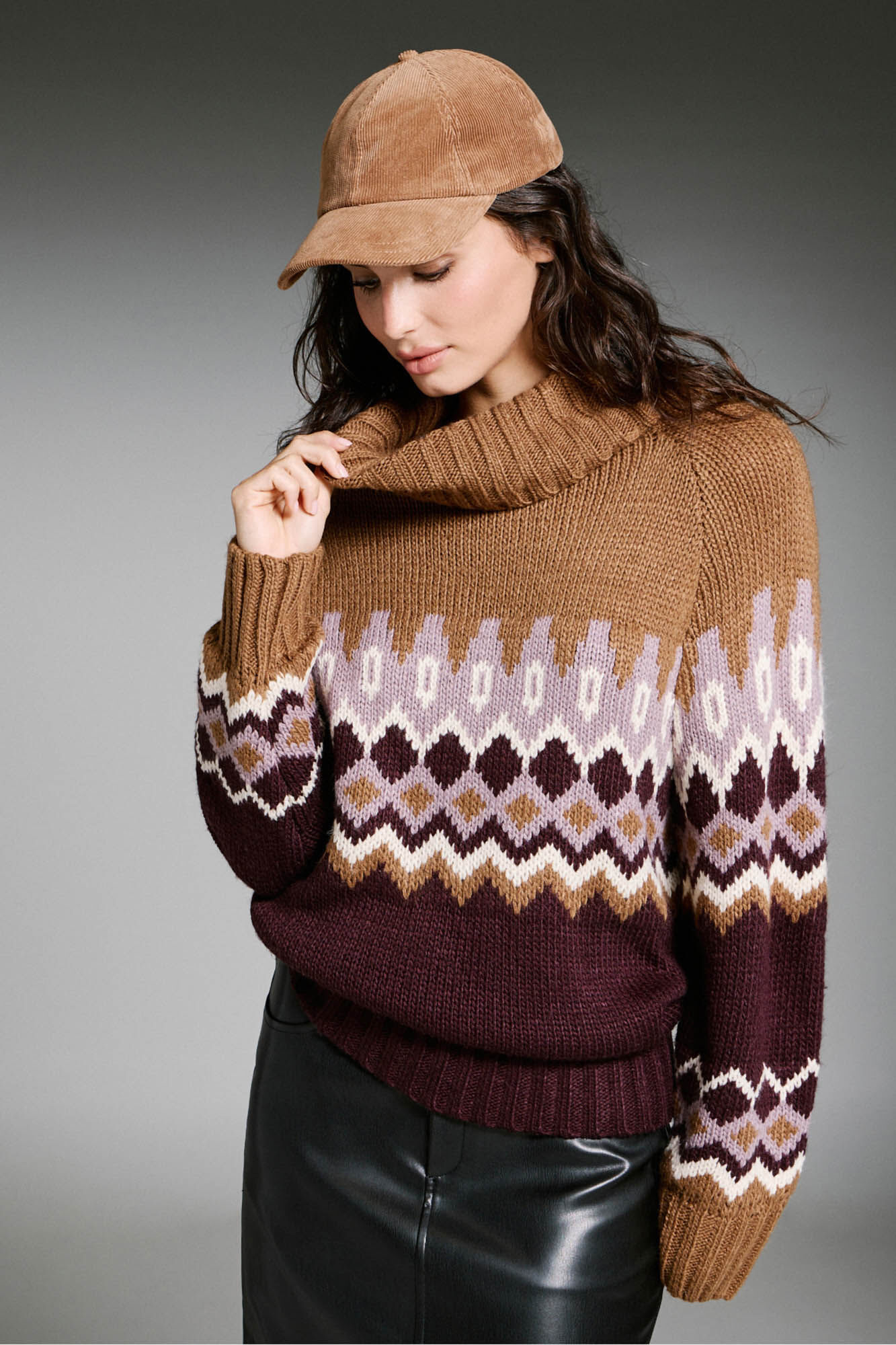 Only Jersey jacquard cuello alto