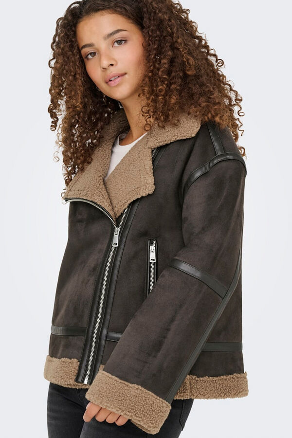 Only Casaco com efeito camur&ccedil;a  castanho