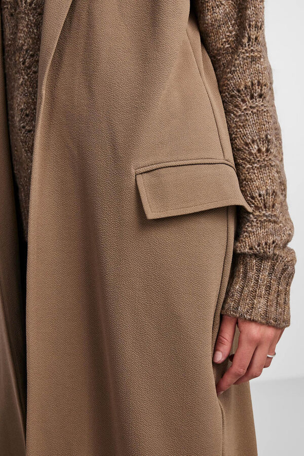 Pieces Chaleco largo con falsos bolsillos marr&oacute;n