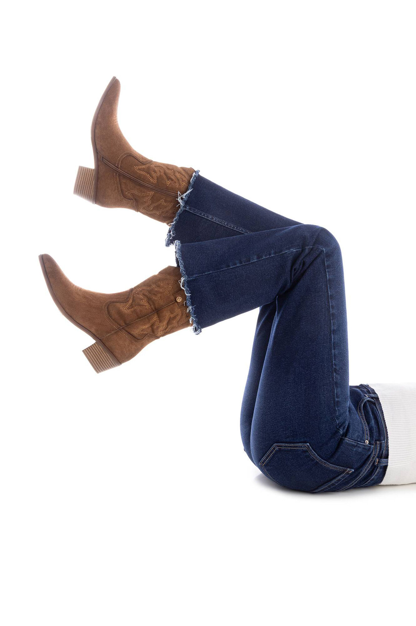 XTI Botin Cowboy Bordado