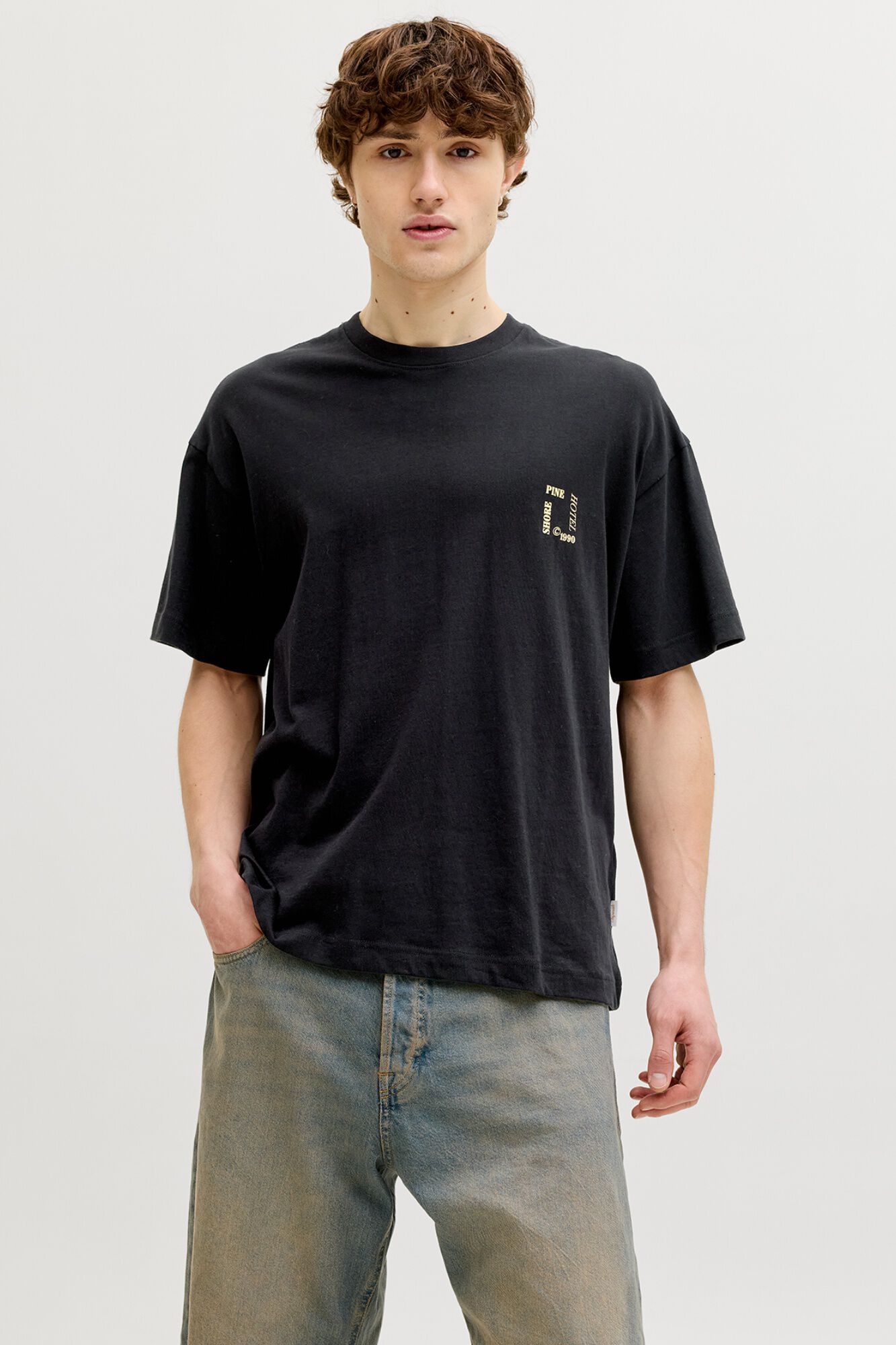 Jack & Jones T-shirt loose em algod&atilde;o