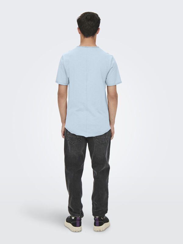 Only & Sons Camiseta masculina de manga curta com corte longo azul