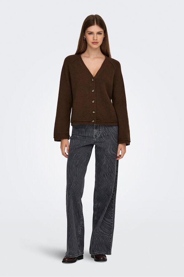 Only C&aacute;rdigan con botones marr&oacute;n