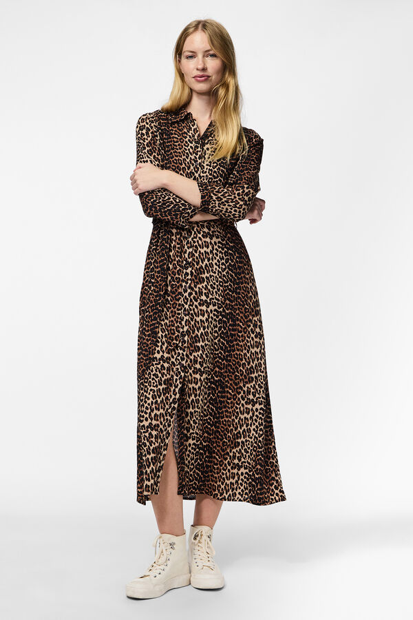 Pieces Vestido tipo camisero estampado negro