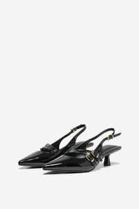 Only Sapato com fivela de salto gatinho