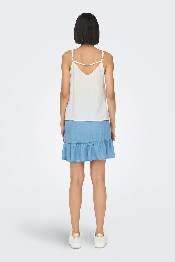 Only Top com al&ccedil;a fina branco