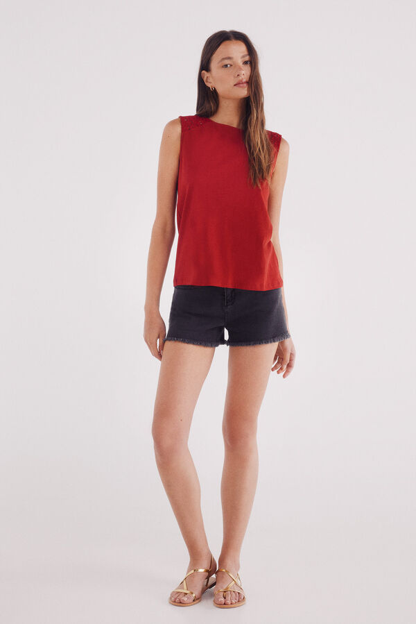 Springfield Camiseta crochet hombros rojo