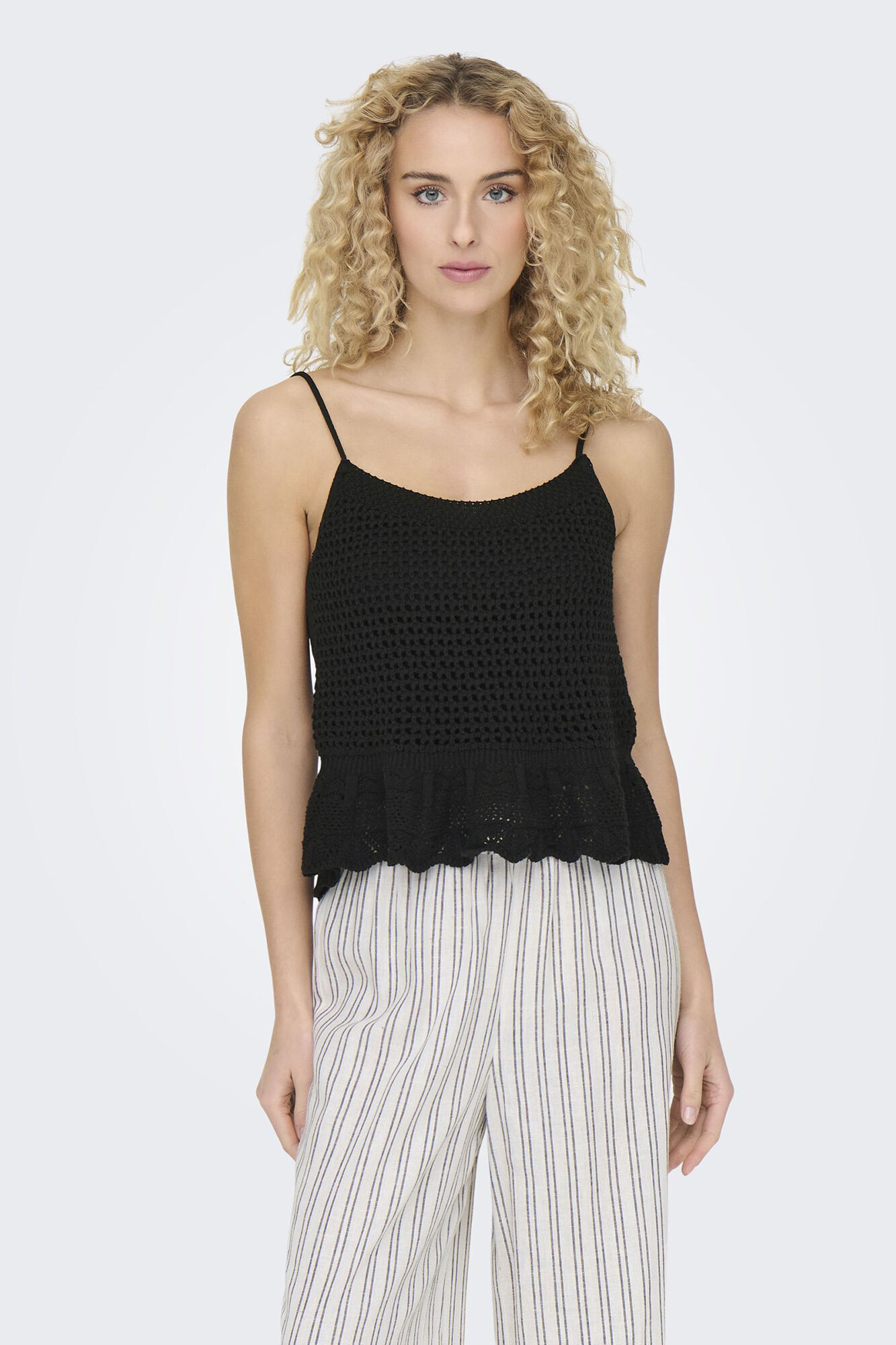 Only Camiseta tirantes crochet