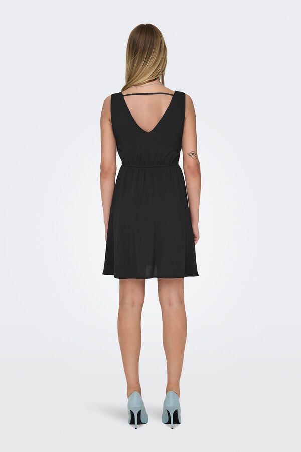 Only Vestido curto com al&ccedil;as largas preto