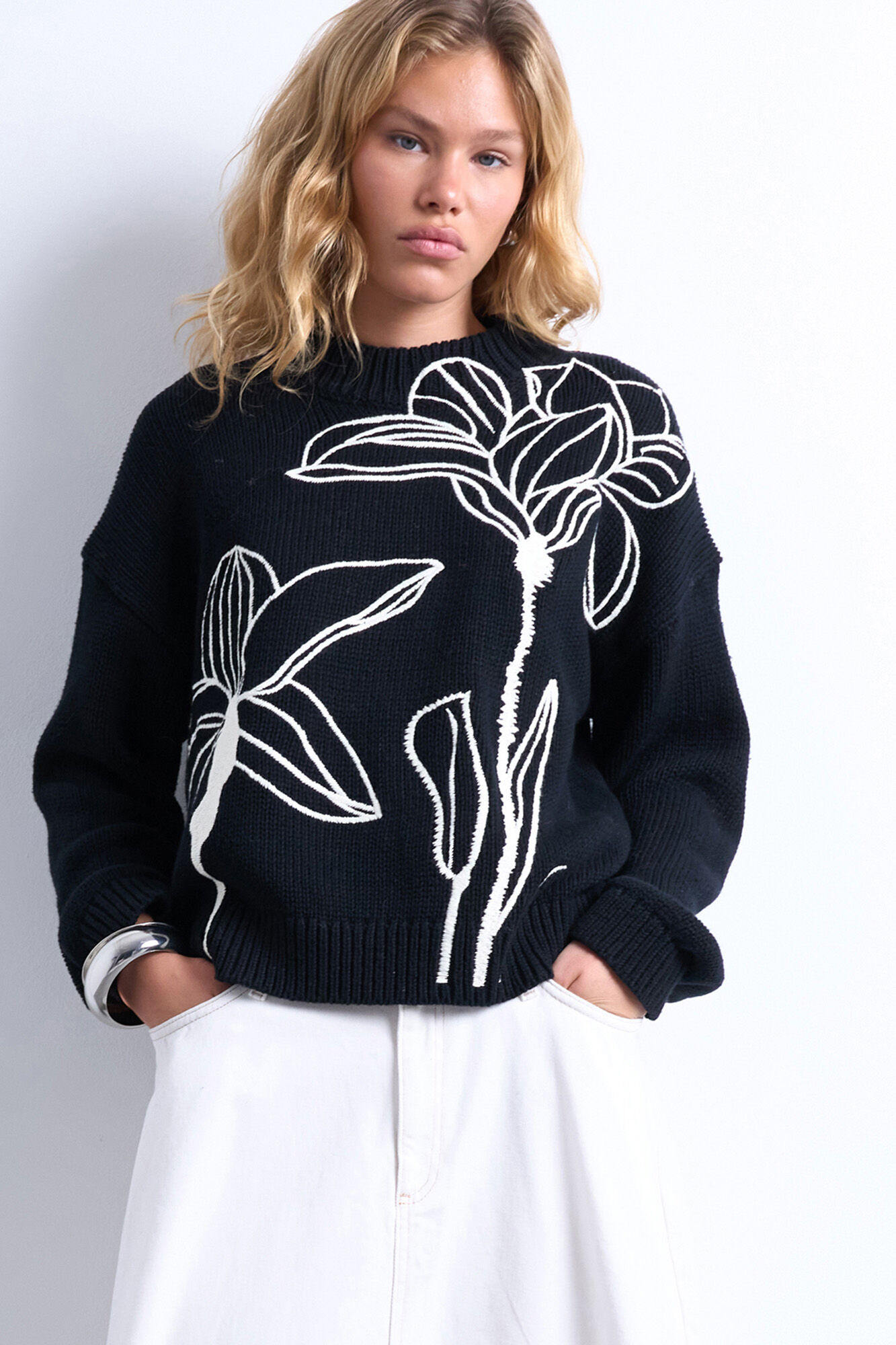 Topshop Jersey de manga larga con bordado