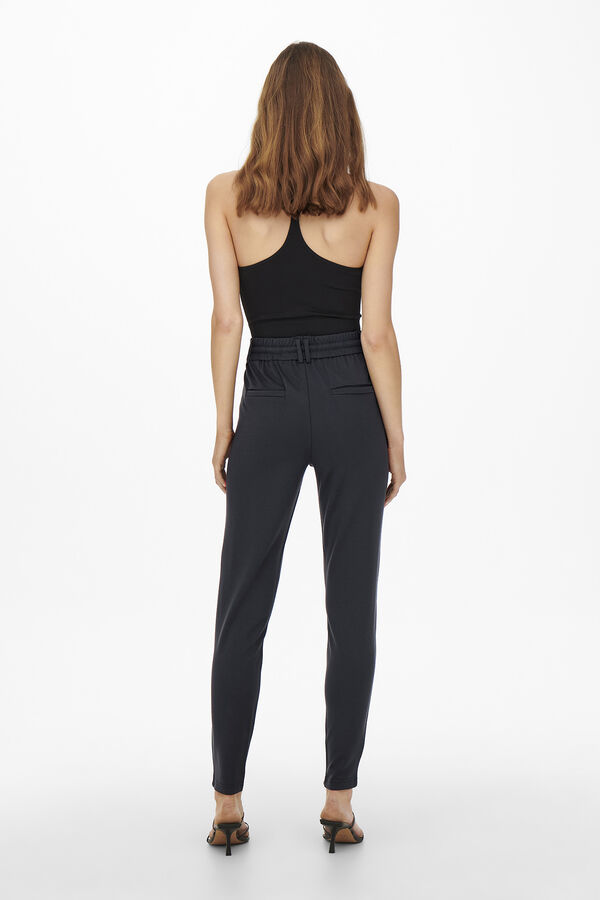 Only Pantal&oacute;n largo recto estilo chino gris