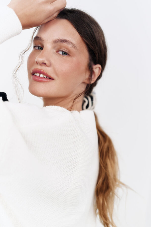 High Spirits Cardigan "Pétalas geladas"  bege