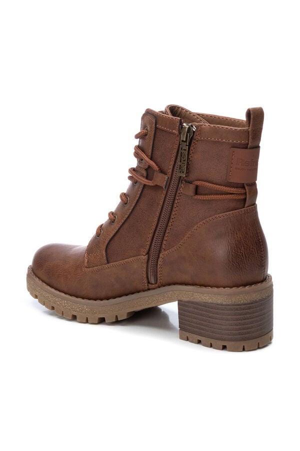 Refresh Bota de salto com cadar&ccedil;o vison