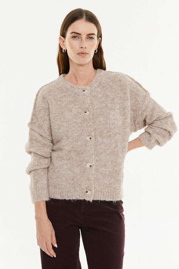 System Action C&aacute;rdigan pelo botones marfil