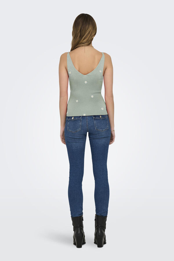 JDY Top de punto bordado verde