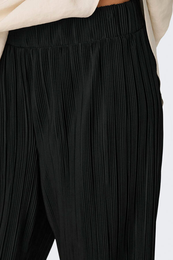 Only Calça fluído plissada preto