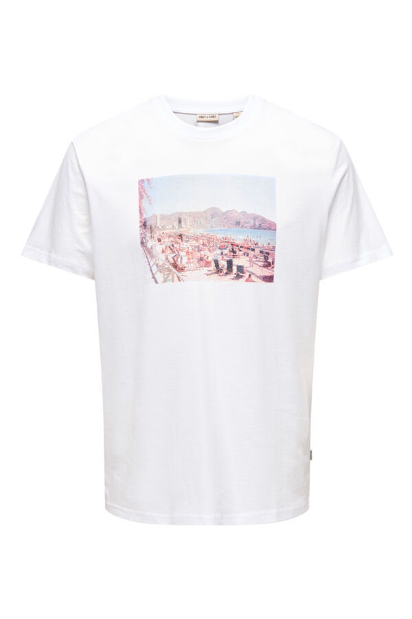 Only & Sons Herren-T-Shirt mit regular fit Passform. 100 % Bio-Baumwolle. branco