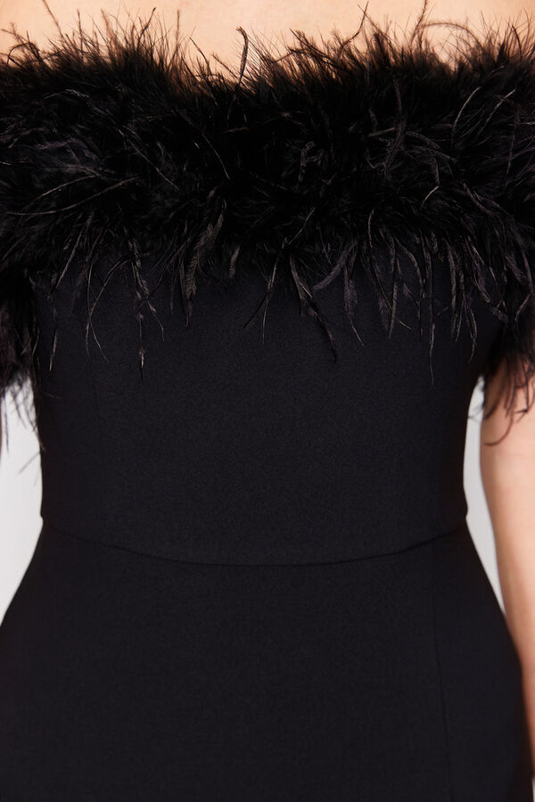 Trendyol Vestido longo de honra at&eacute; o ch&atilde;o preto