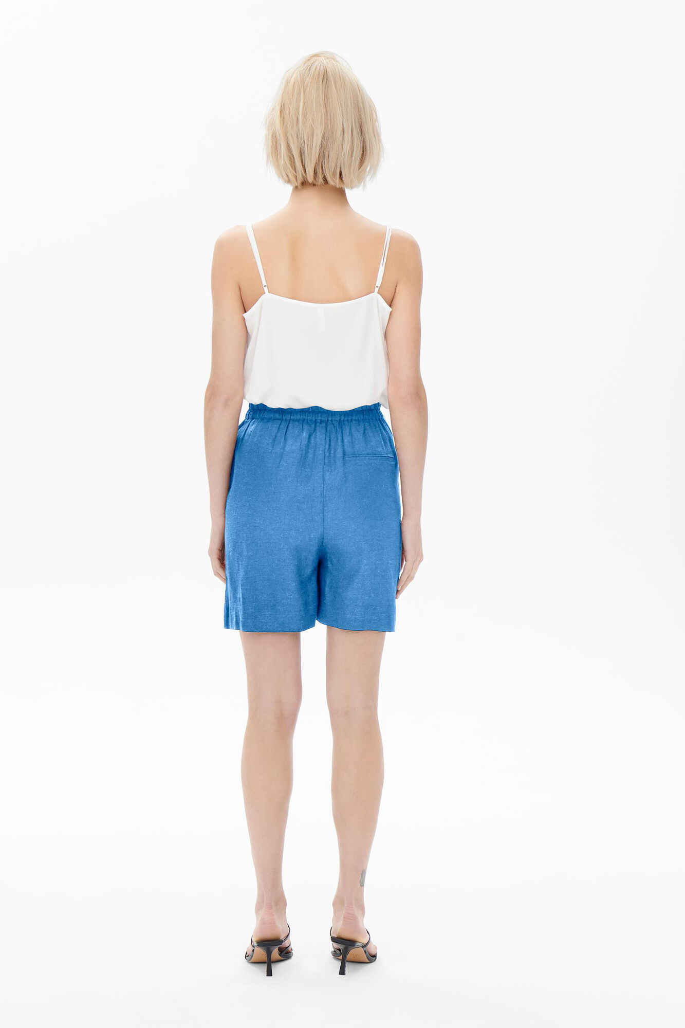 Only Shorts fluidos de lino