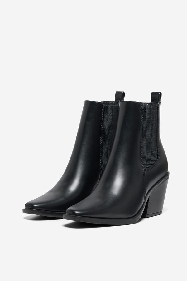 Only Botim Chelsea com salto preto